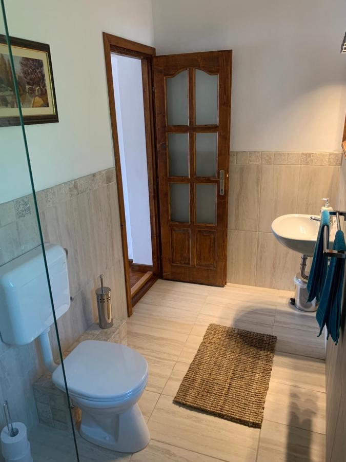 Casa Romana Ieşelniţa المظهر الخارجي الصورة