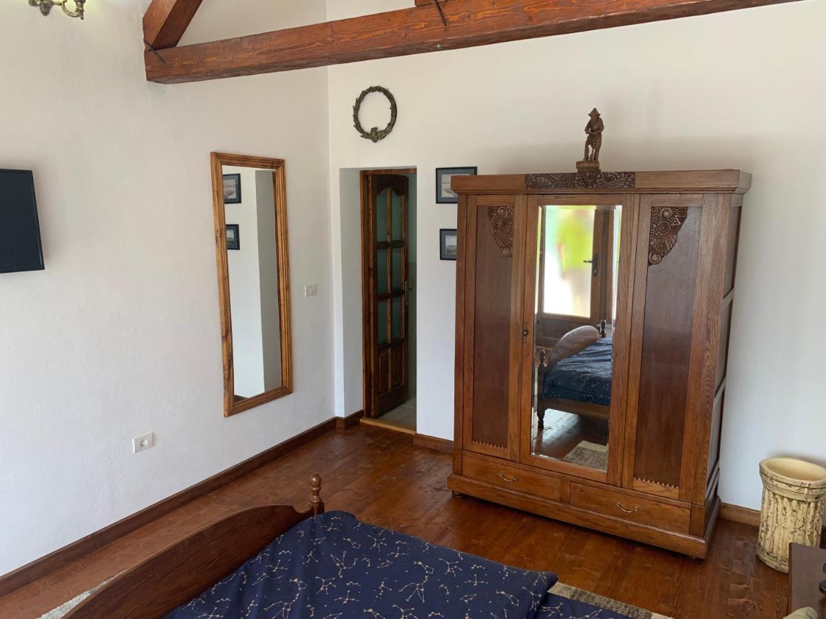 Casa Romana Ieşelniţa المظهر الخارجي الصورة